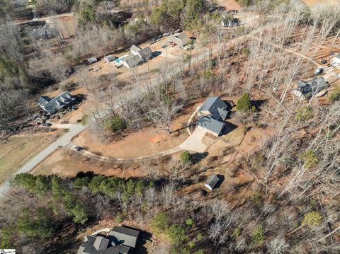 A home in Easley