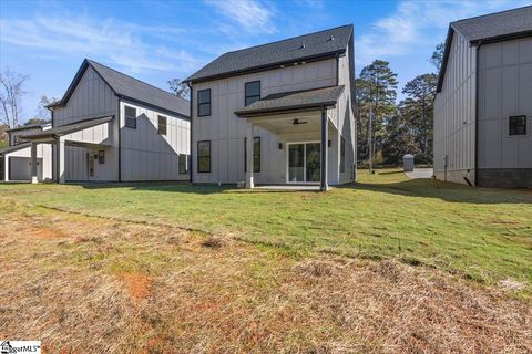 A home in Chesnee