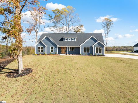 A home in Travelers Rest