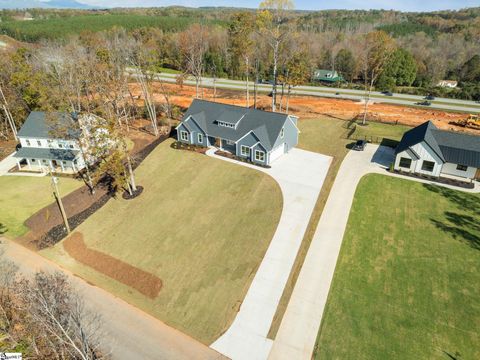 A home in Travelers Rest