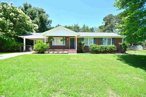 Single Family Residence in Greenville SC 158 Woodridge Circle.jpg