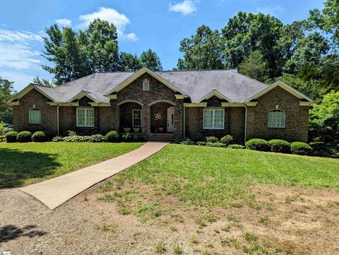 Single Family Residence in Campobello SC 5365 Rainbow Lake Road.jpg