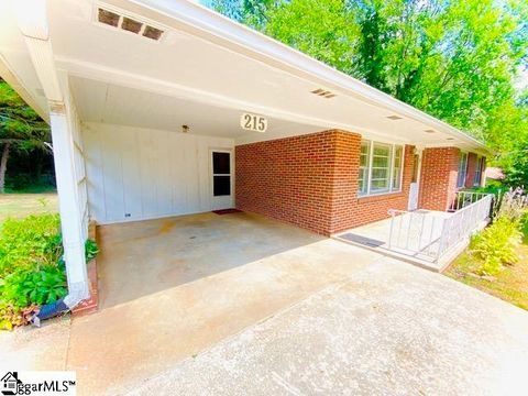 A home in Easley