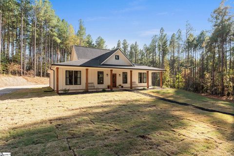 A home in Easley