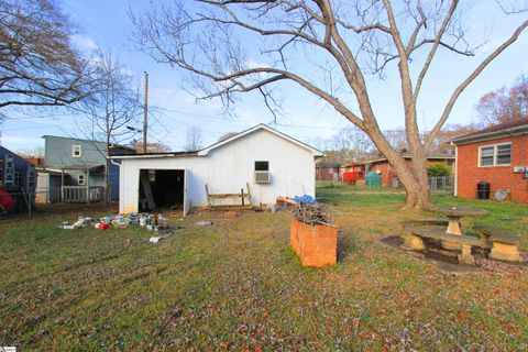 A home in Woodruff