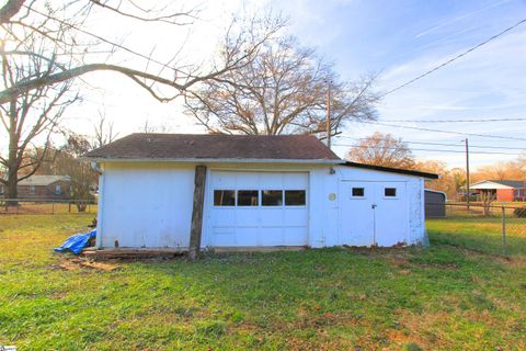 A home in Woodruff