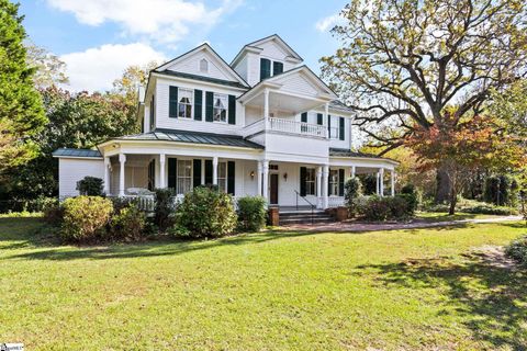 A home in Newberry