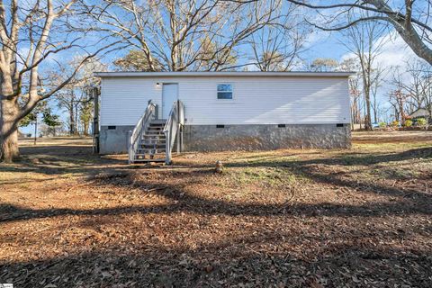 A home in Easley