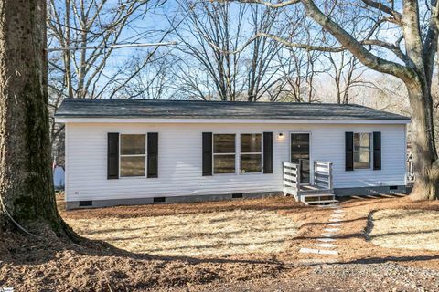 A home in Easley