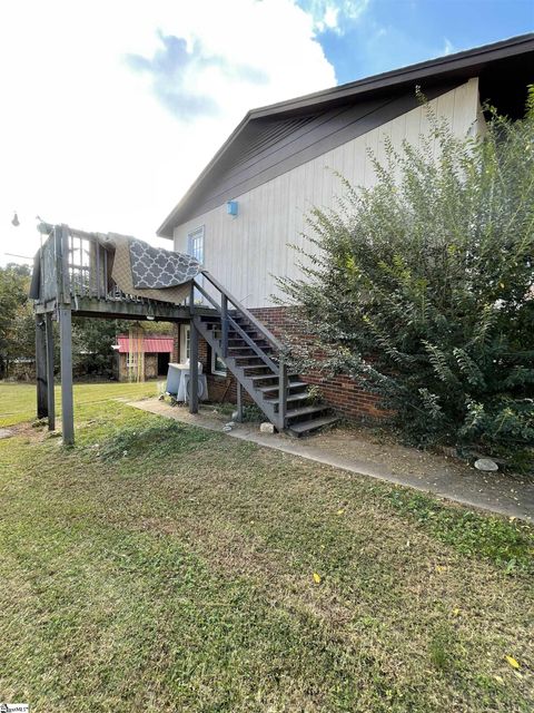 A home in Easley