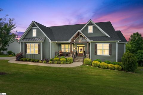 Single Family Residence in Taylors SC 224 Deer Thicket Way.jpg