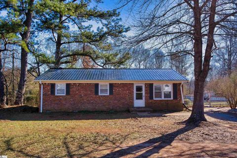 A home in Chesnee