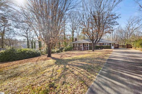 A home in Easley