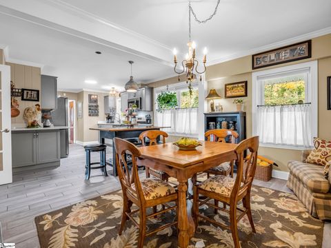 A home in Tryon