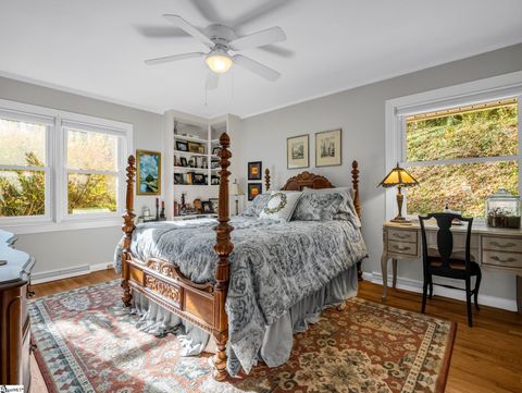 A home in Tryon