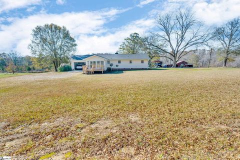 A home in Woodruff