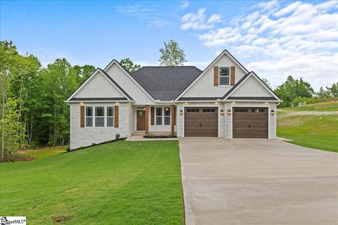 Single Family Residence in Marietta SC 138 Eagles Crest Drive.jpg