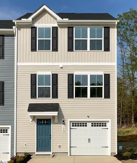 Townhouse in Greer SC 130 Becky Don Drive.jpg