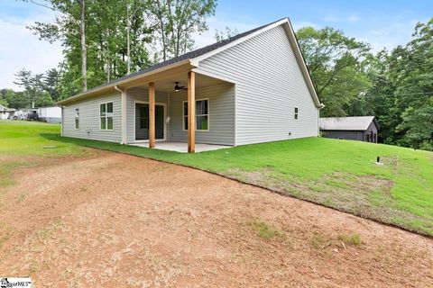 A home in Duncan