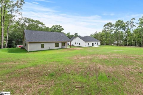 A home in Duncan