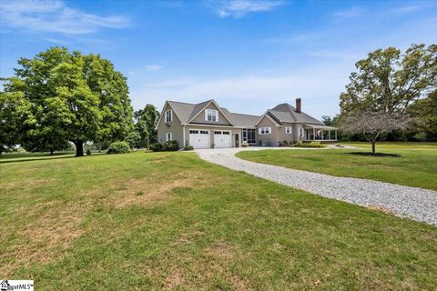 A home in Chesnee