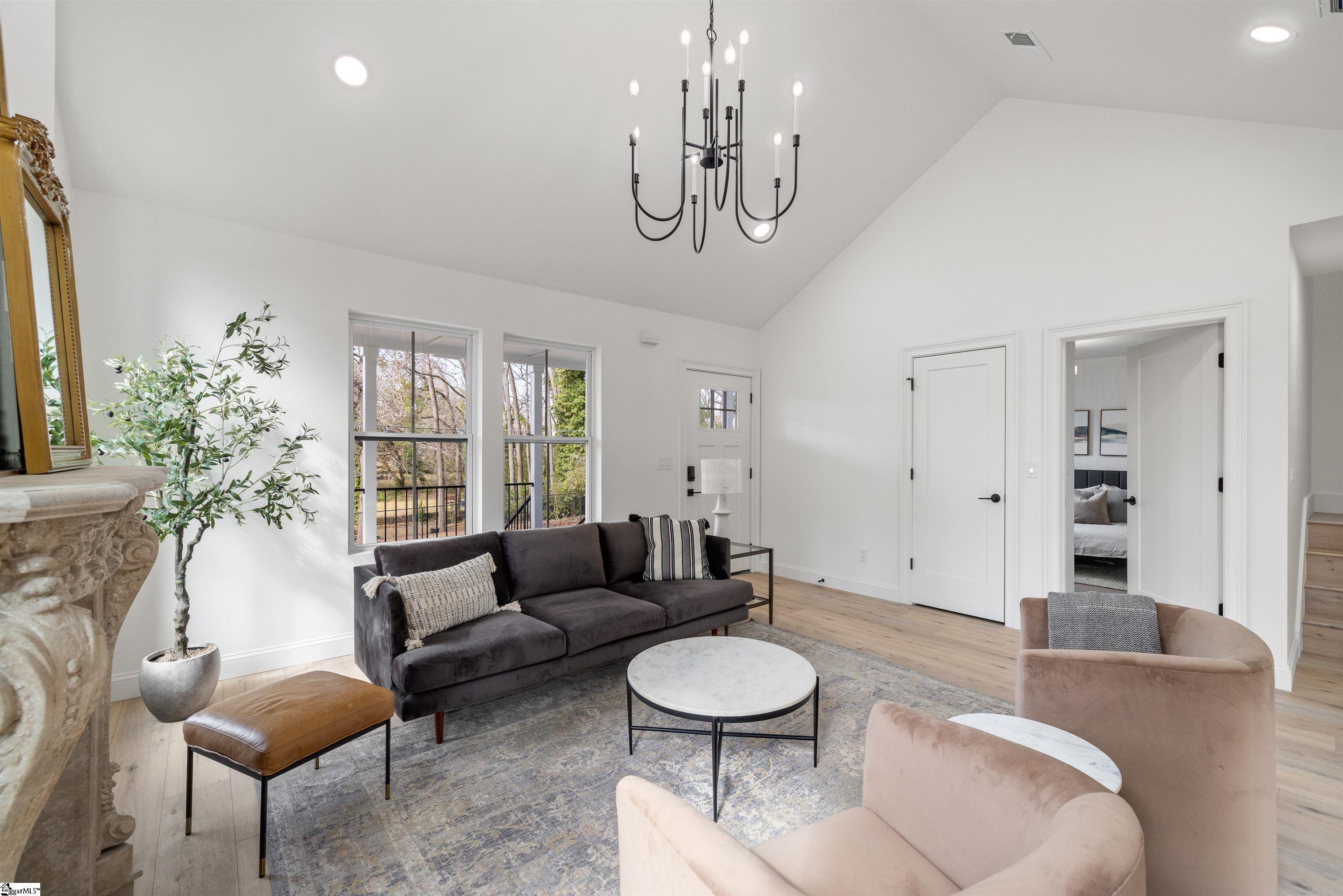 301 Ridgewood Avenue