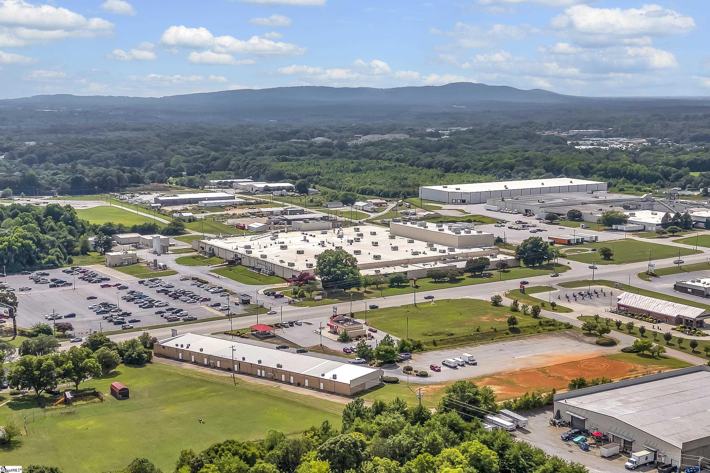 Greer, South Carolina 29650, United States, 3 Bedrooms Bedrooms, ,3 BathroomsBathrooms,Residential,Active,49900