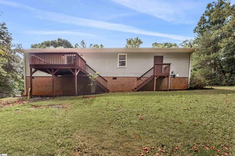 A home in Easley