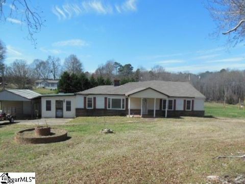 A home in Fountain Inn