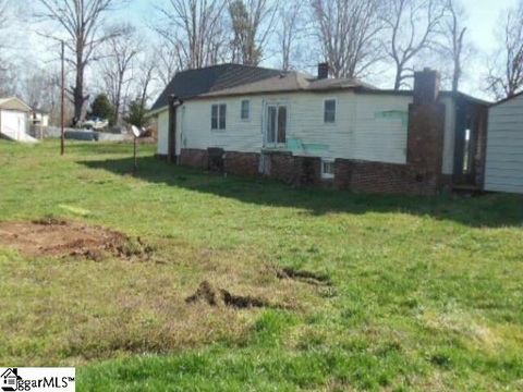 A home in Fountain Inn