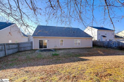 A home in Duncan