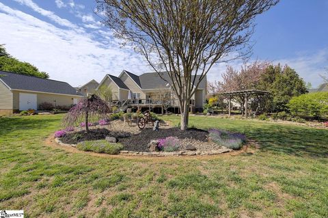 A home in Easley