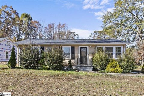 A home in Fountain Inn