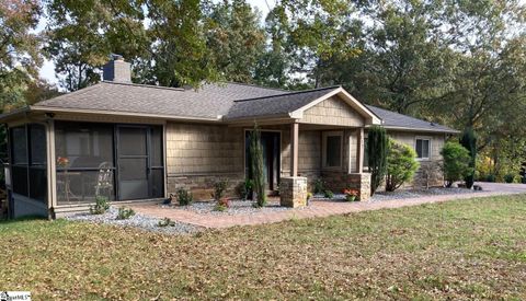 A home in Landrum