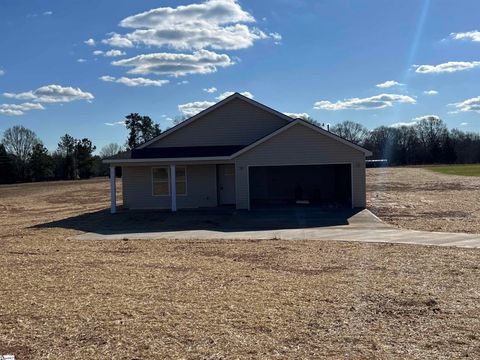 A home in Laurens