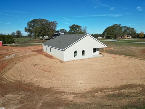 A home in Laurens