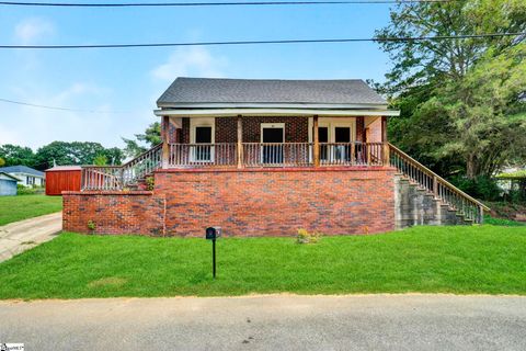 A home in Pelzer