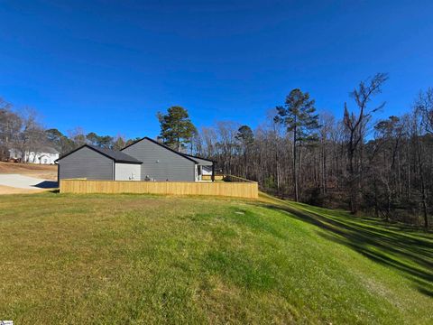 A home in Cowpens