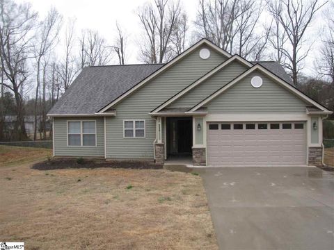 A home in Landrum