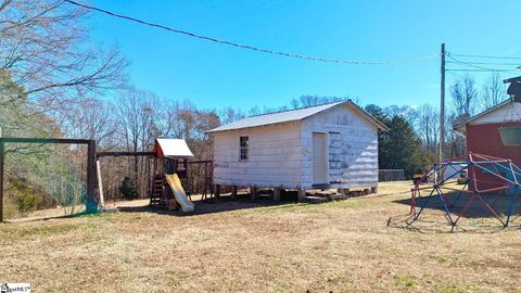 A home in Woodruff