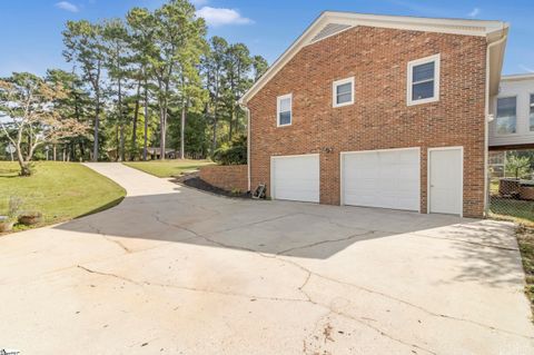 A home in Fountain Inn