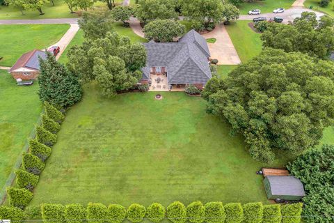 A home in Cowpens