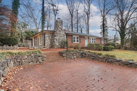 A home in Easley