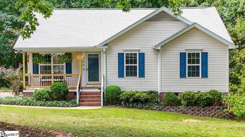 A home in Easley