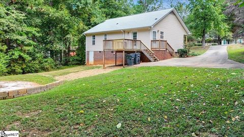 A home in Easley