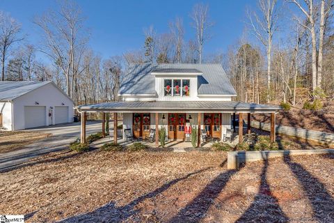 A home in Easley