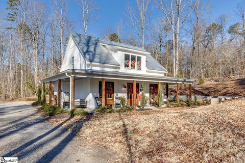 A home in Easley