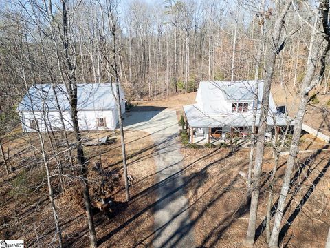 A home in Easley