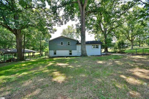 A home in Travelers Rest