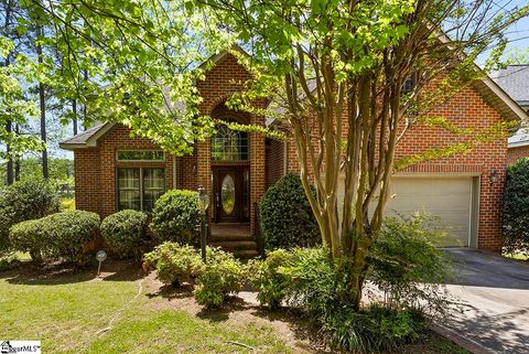 Single Family Residence in Greenwood SC 110 Wimbledon Court.jpg